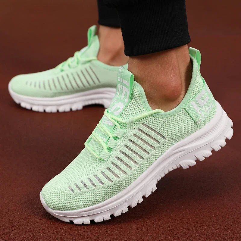 Fashionable Men's Sports Shoes Lightweight Breathable Fast Drying Mesh Cushioning Running Shoes Fitness Training Non Slip Shoes
